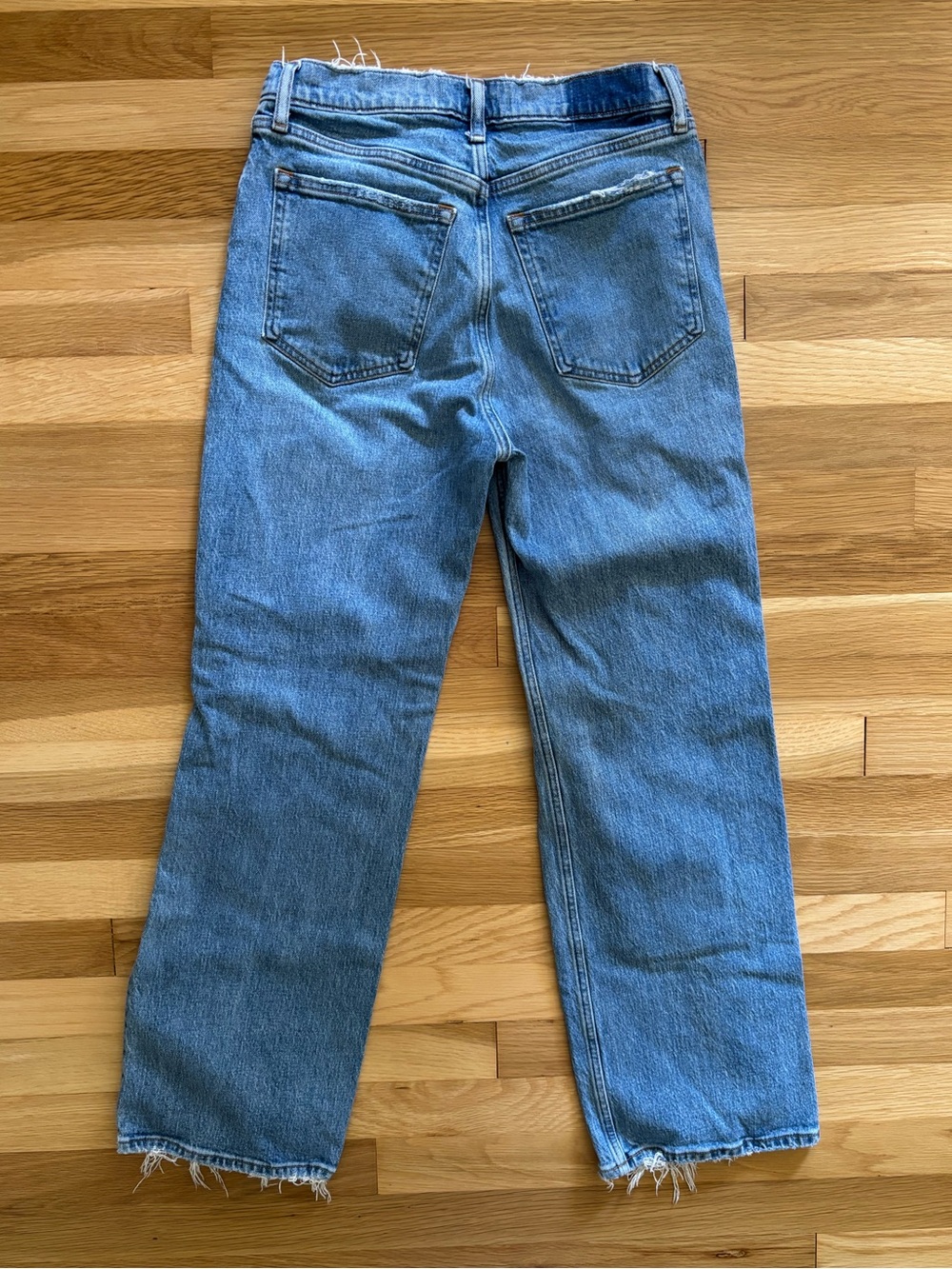 Abercrombie & Fitch The 90’s Relaxed Jean High Rise - Medium Wash, Size 28/6 S - Picture 4 of 7